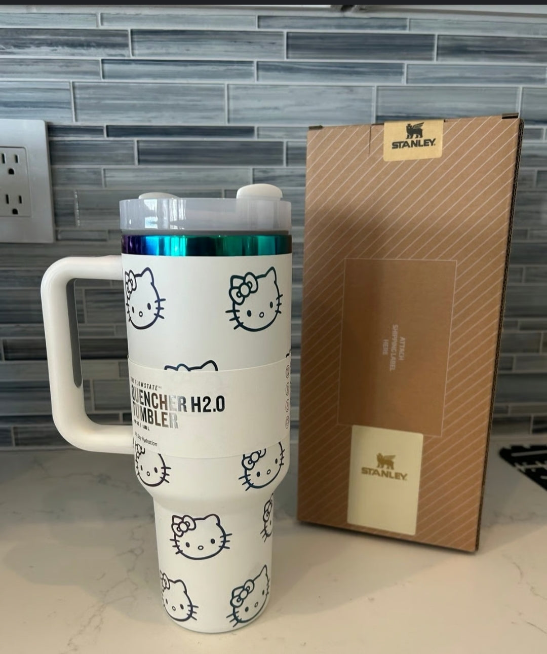 "TRENDY TUMBLER CUPS" Stay Hydrated with trendy tumbler and feel cool.